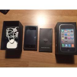 iPhone 3G 8GB - Unlocked and complete with box, instructions & charger