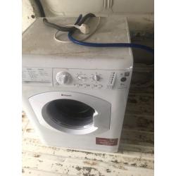 HOTPOINT WHITE WASHING MACHINE ** CAN DROP OFF **