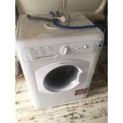 HOTPOINT WHITE WASHING MACHINE ** CAN DROP OFF **