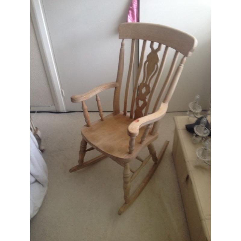 Pine rocking chair