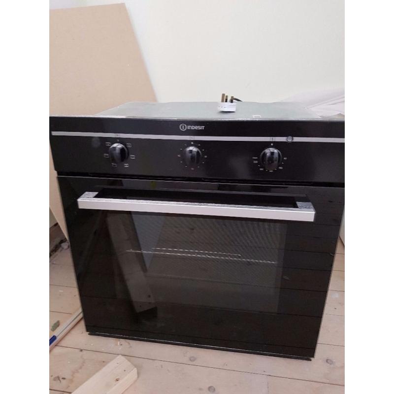 Indesit Integrated Single Oven