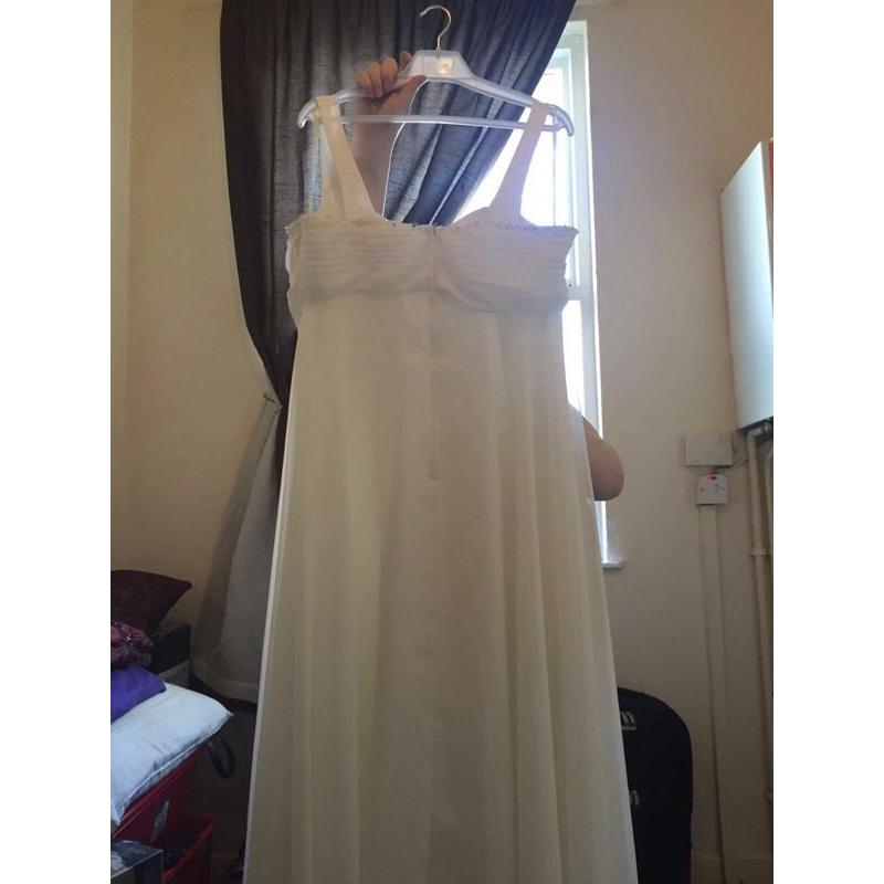 Beautiful Ivory Wedding dress size 18-20
