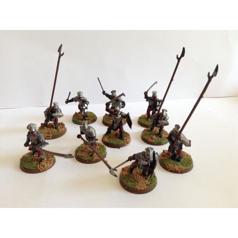Lord of the Rings Warhammer - 10 Uruk-hai Warriors (2 Sets Available) *Collection Only*