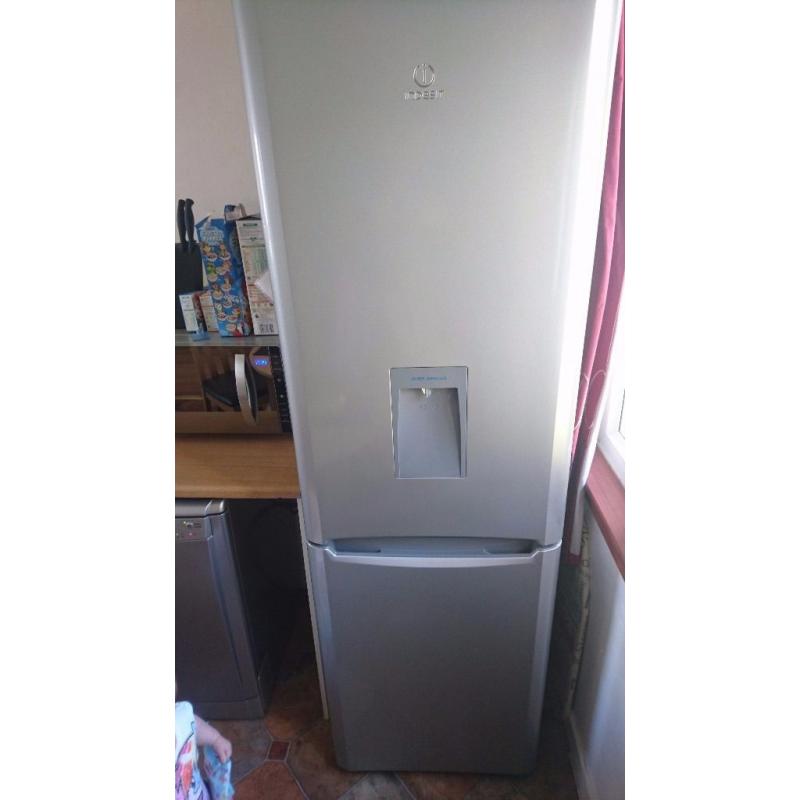 Indesit fridge freezer, water dispensor