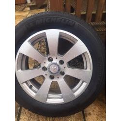 Mercedes 16" alloy wheels and tyres
