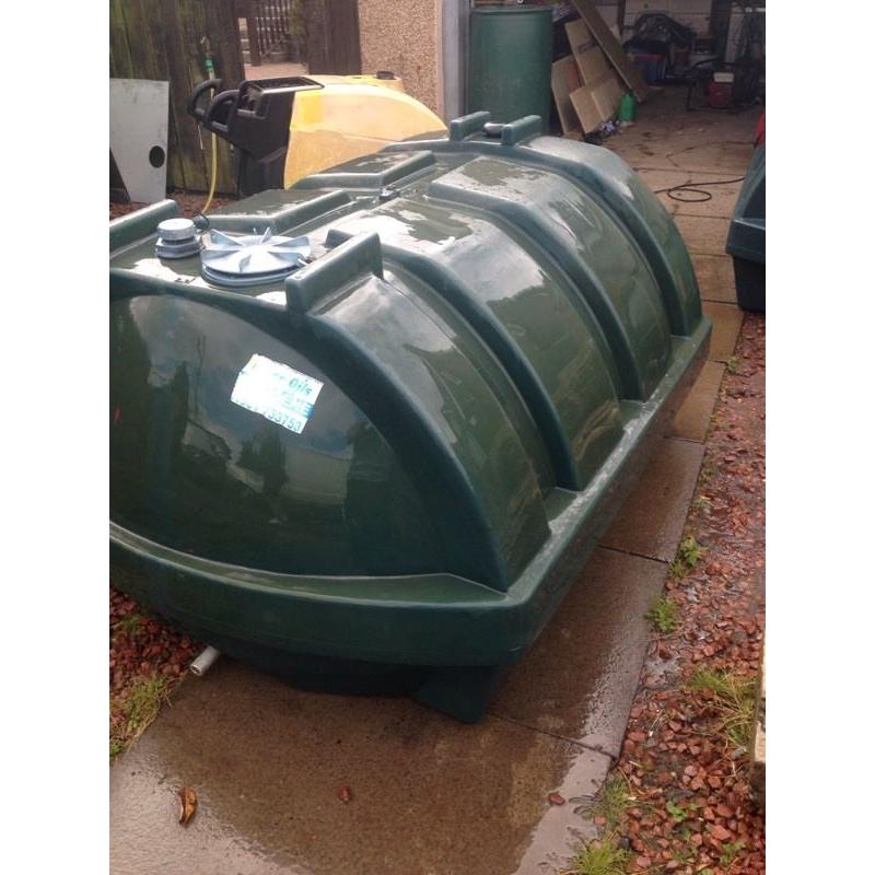 Oil tank 1390 litre tank other tanks availible