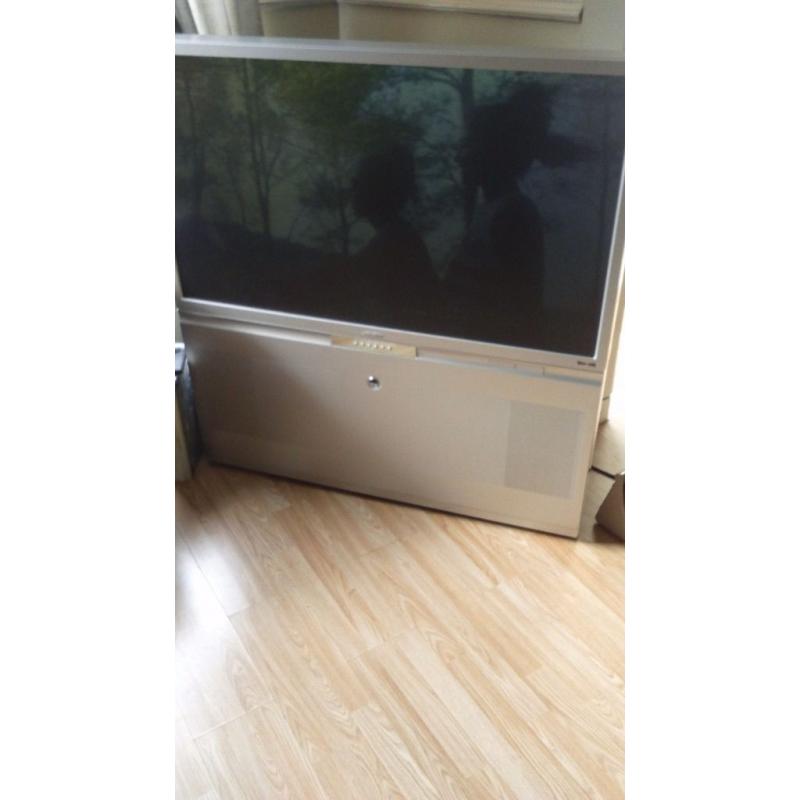 Rear projection 52inch tv