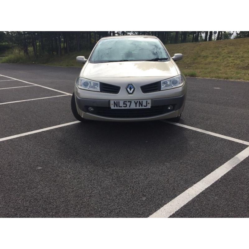 CHEAP 57 PLATE RENAULT MEGANE 1.6 PETROL .. LOW MIL 65K-- LONG MOT -- ONLY ONE PREVIOUS OWNER