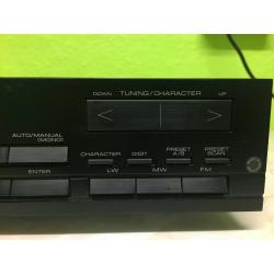 Kenwood Quartz Synthesizer LW-AM-FM Radio Tuner KT-660L