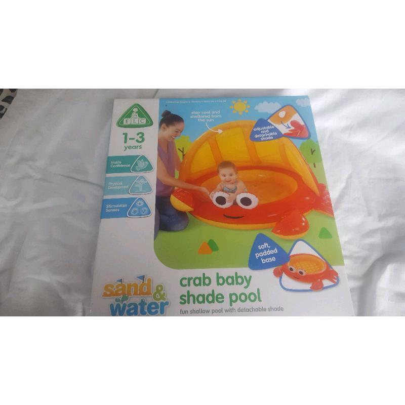 Crab baby shade pool