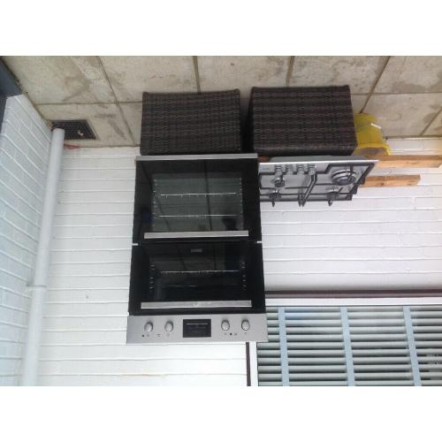 Now sold REDUCED BARGAIN Zanussi built in oven with gas hob.Now sold
