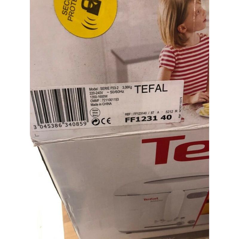 ?20 -- New UNUSED TEFAL MaxiFry Deep Fryer for Sale
