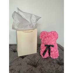 Rose bear with gift bag