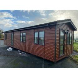 LOG CABIN LODGE FOR SALE OFF SITE 40X14FT 2 BED WITH BATH