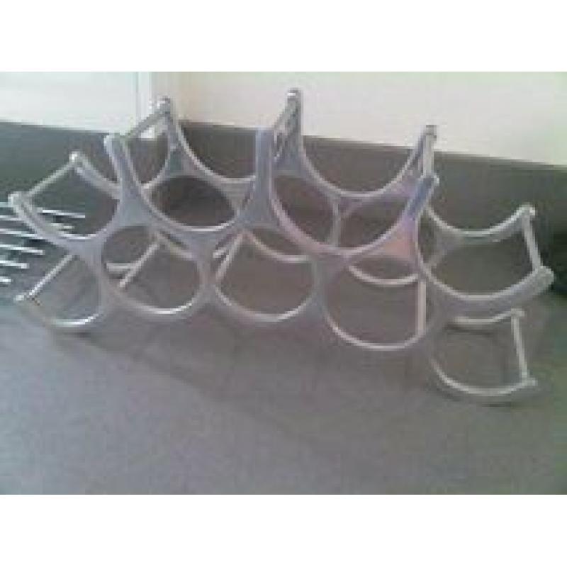 Silver wine rack - ( Hold 9 bottles of wine or champagne)
