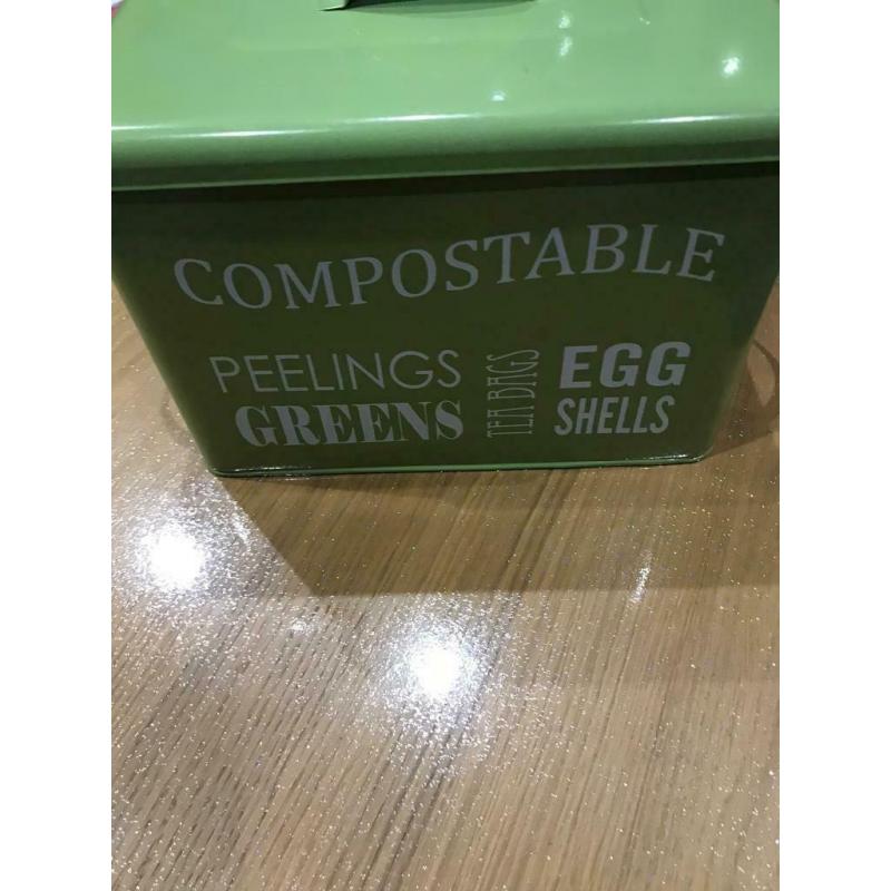Compost food waste bin brand new