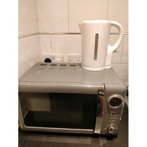 Good price wilko microwave+ kettle