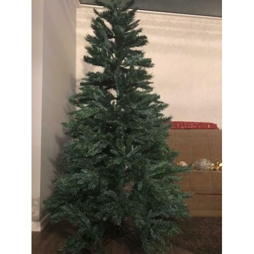 7ft Christmas tree