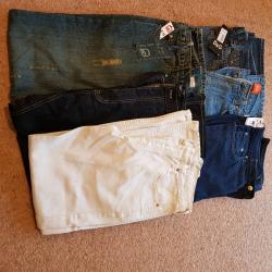 JEANS 6 PAIRS OFF