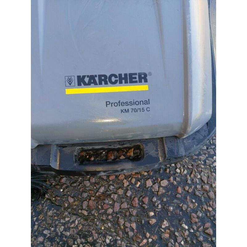 Karcheer push sweeper