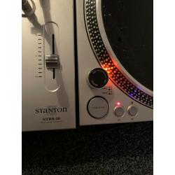 Stanton STR8-20