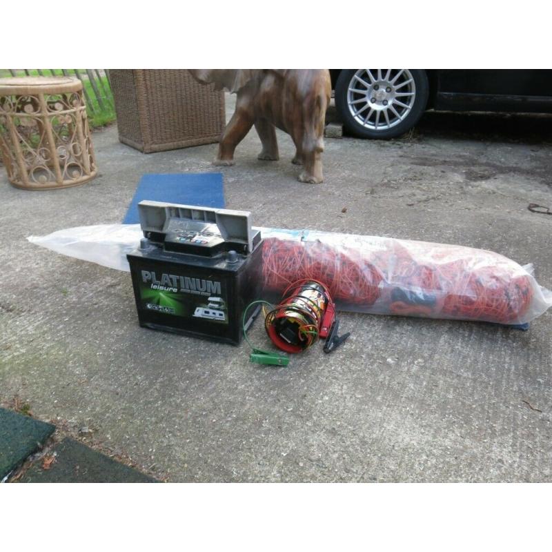 50 metre Flexinet roll of Electric sheep fencing, old battery and control ?75