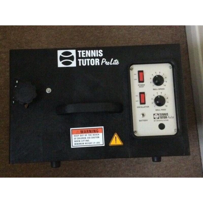 Tennis Tutor Pro Lite battery powered tennis ball machine comes with a battery charger #nearly new#