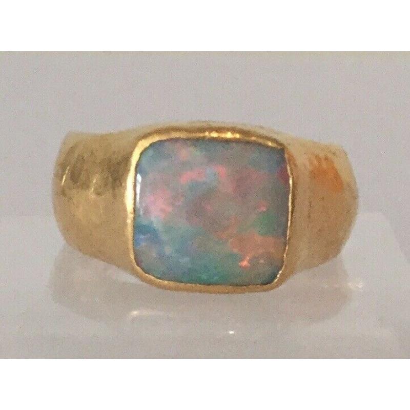 Opal gold RING