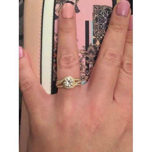 18ct yellow gold engagement ring