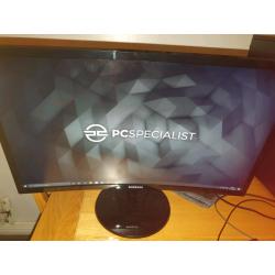 Gaming pc and curved monitor